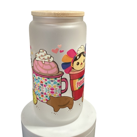 New Cafecito y Chisme handmade UVDTF‎ - Frosted Glass Cup with Bamboo Lid - Picture 5 of 7